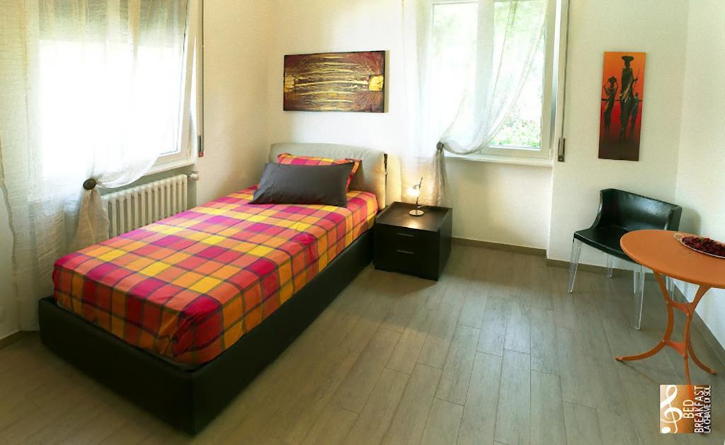 B&B La Chiave Di Sol Como Kamer foto